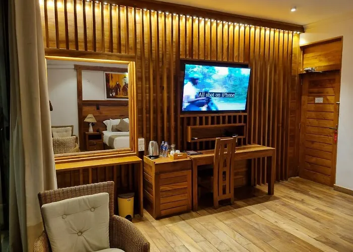 Lakewood Residence
