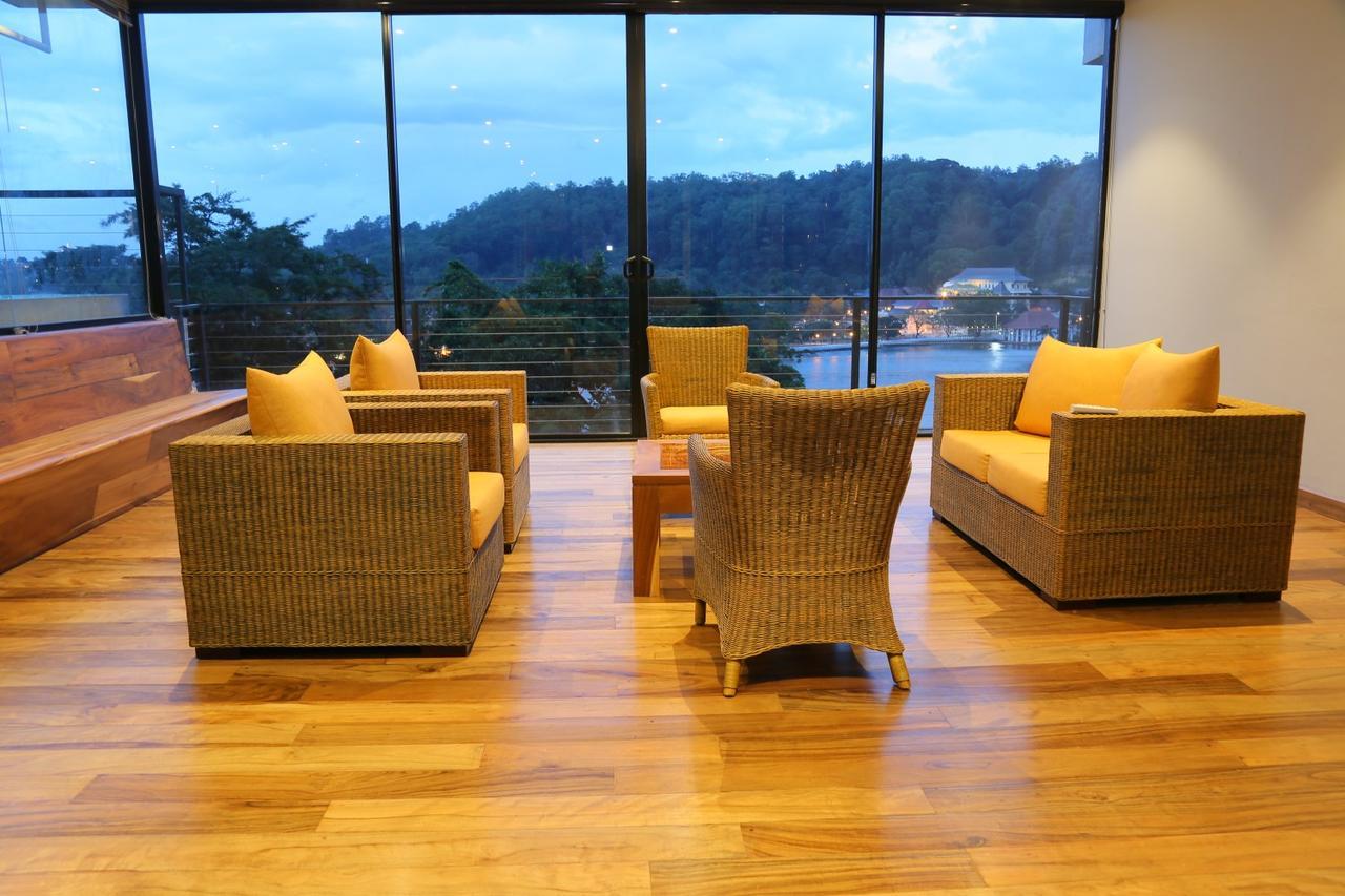 Lakewood Hotel 4*